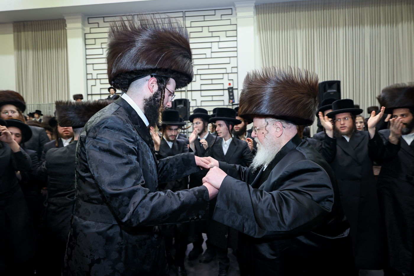 שמחת בית טשערנוביל - ערלוי - ביאלא פשיסחא