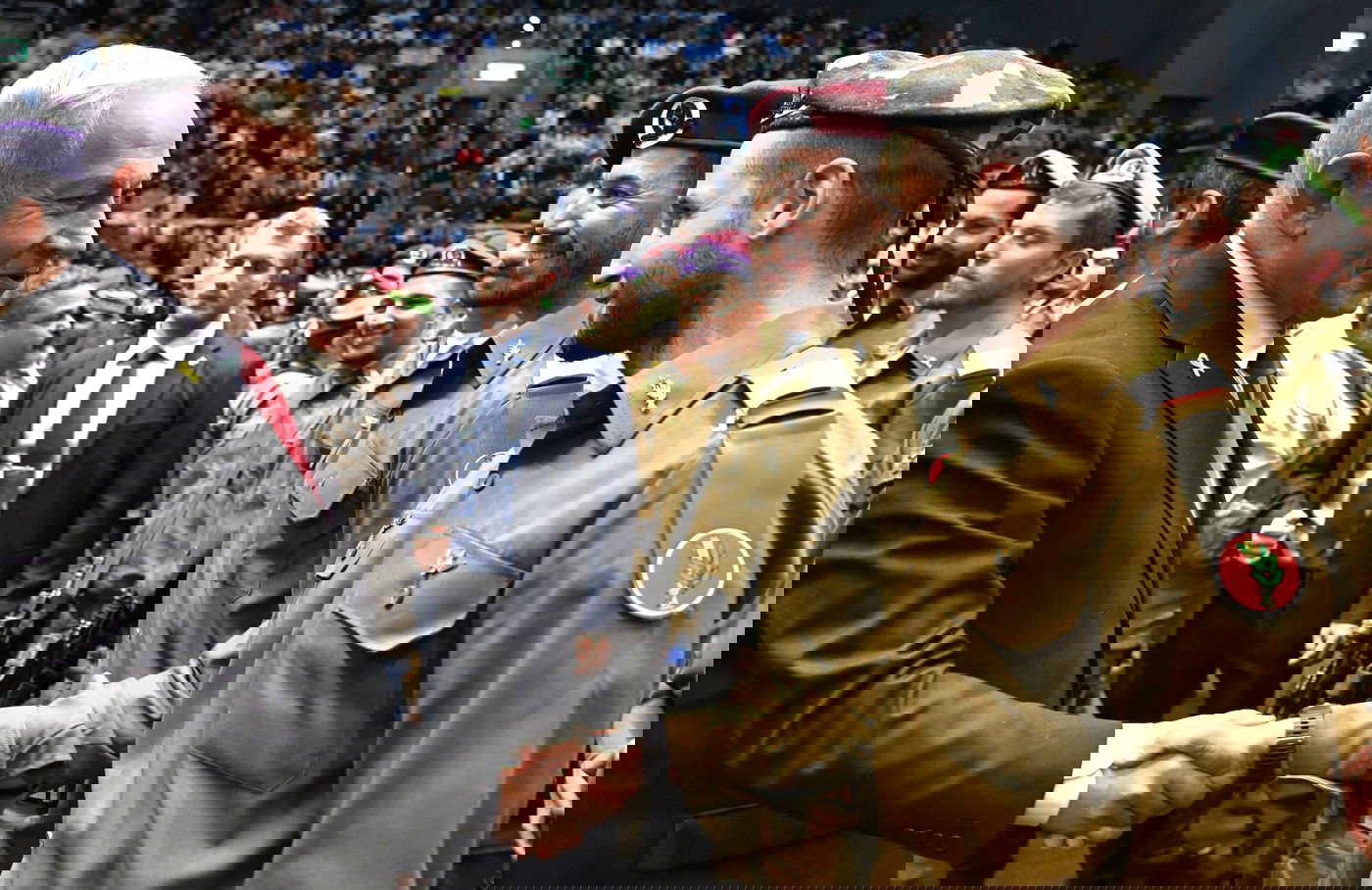 רה"מ בטקס סיום קורס קצינים