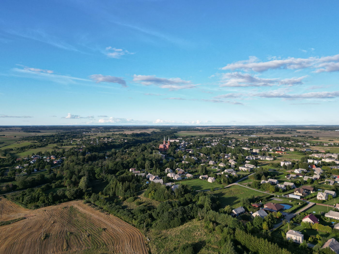 העיירה סלנט כיום