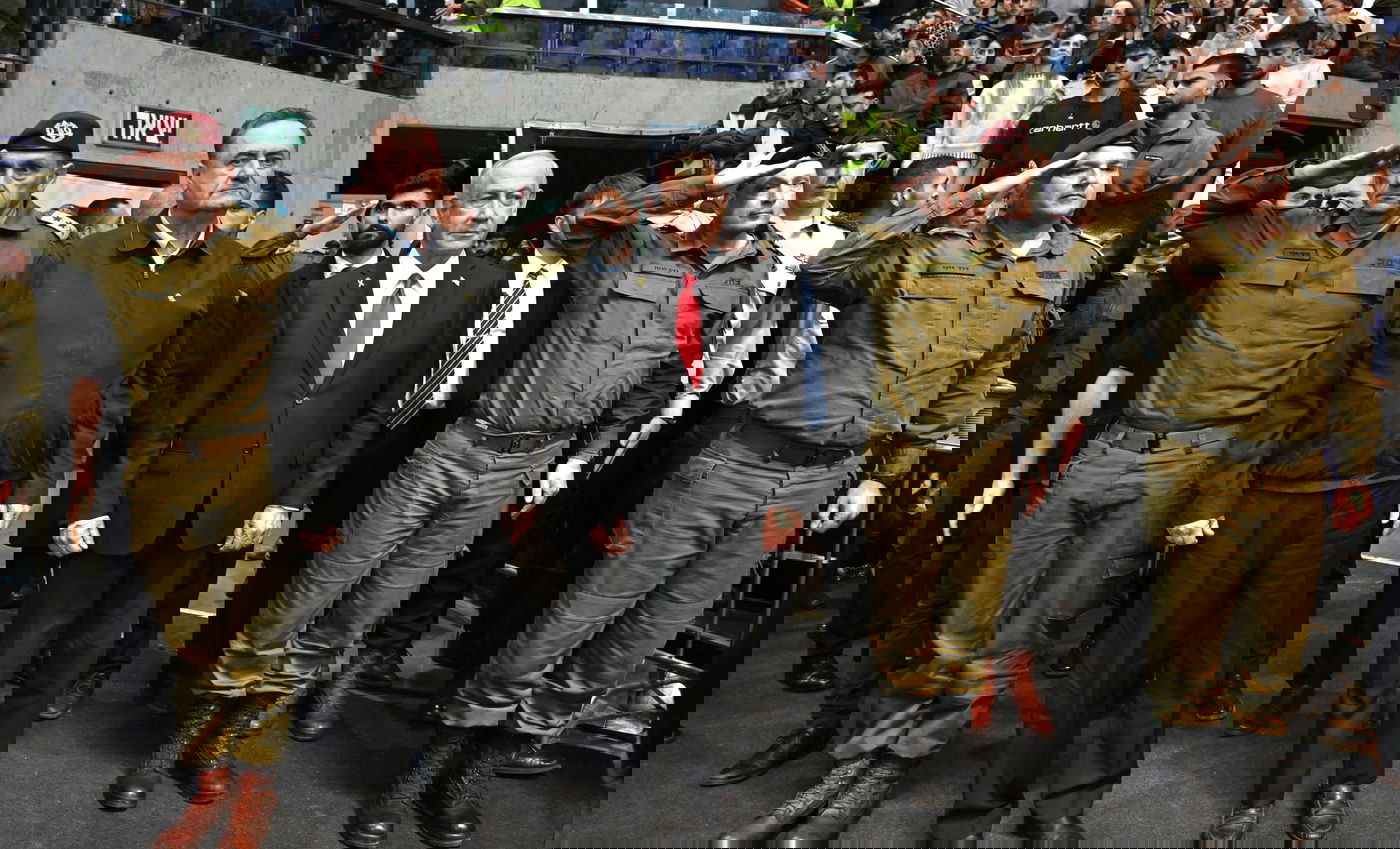 רה"מ בטקס סיום קורס קצינים