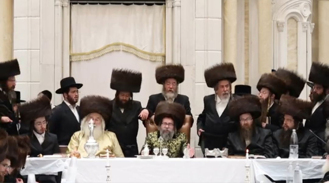 האדמו"ר מסקולען ירושלים במלווה מלכה בבית שמש 