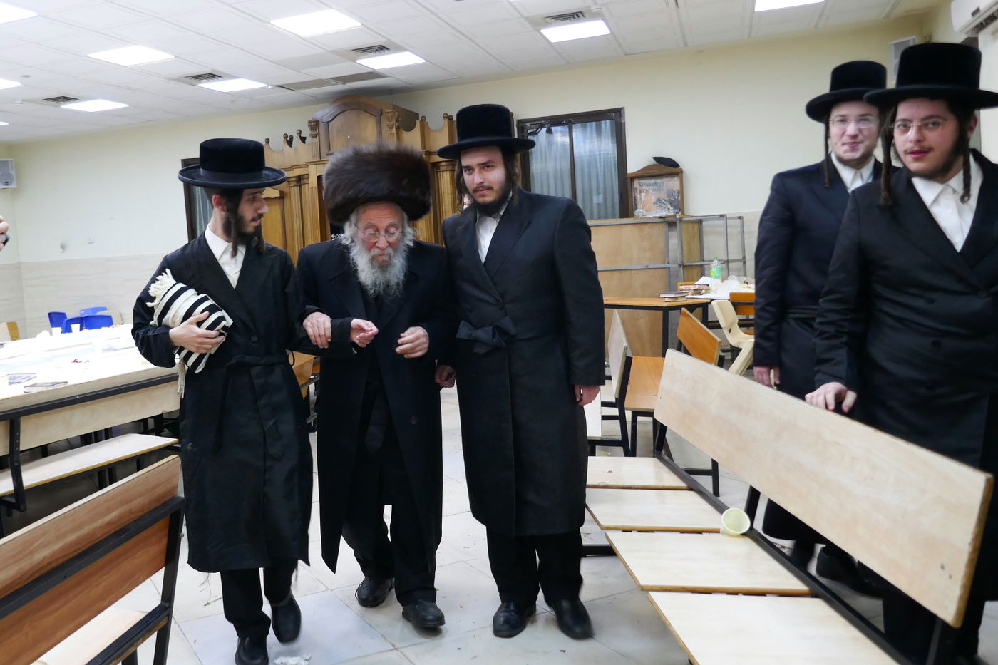 הגה"צ רבי מאיר הייזלר בשבת התאחדות בקוממיות 