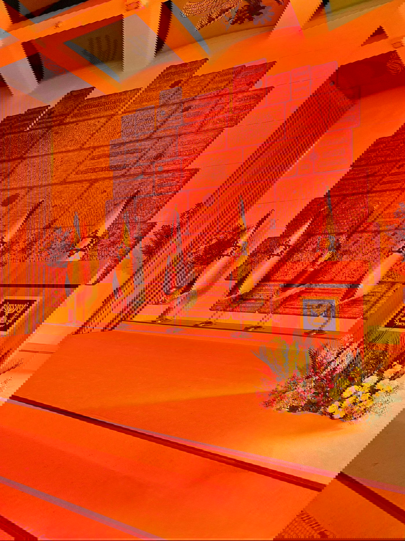 בית הנשיא הואר בכתום