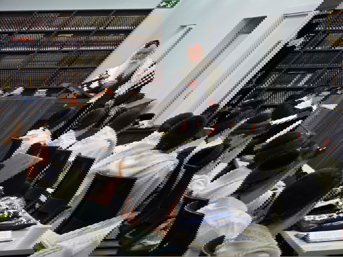 הגרי"ד גרוסמן במסע חיזוק ברחבי פנמה ומקסיקו