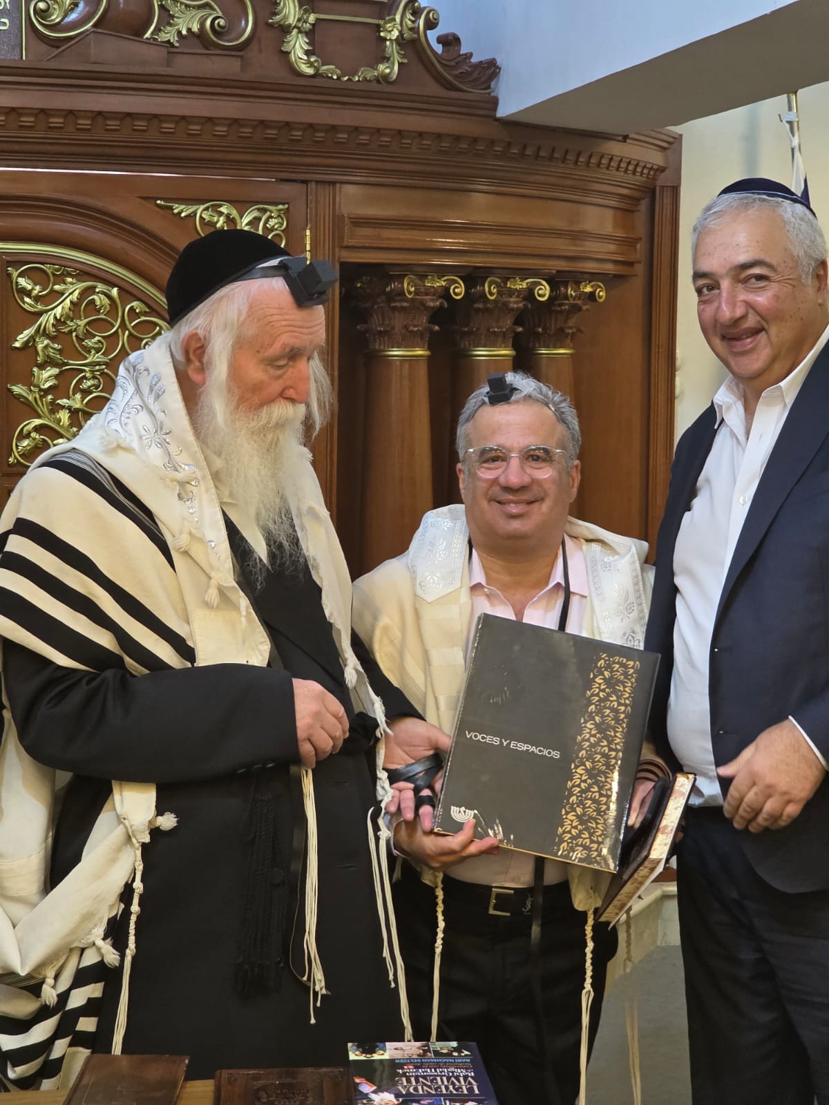 הגרי"ד גרוסמן במסע חיזוק ברחבי פנמה ומקסיקו