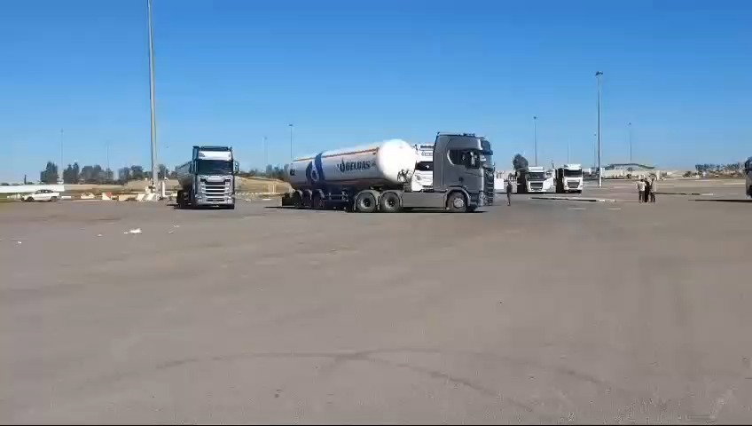 התיעוד ממעבר כרם שלום הסגור