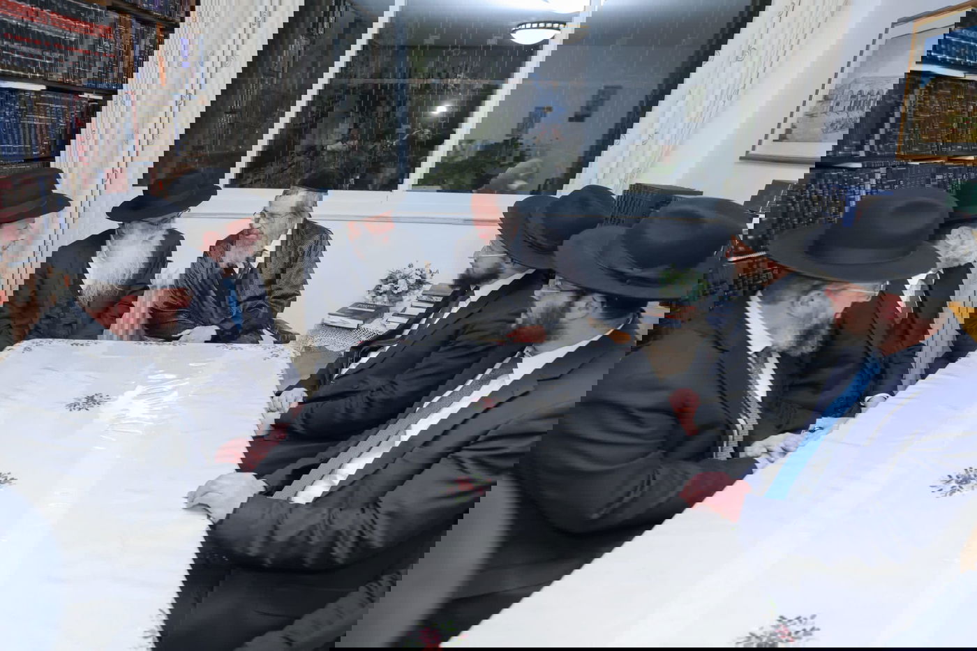 בכנס היסוד בבית הגר"ד כהן