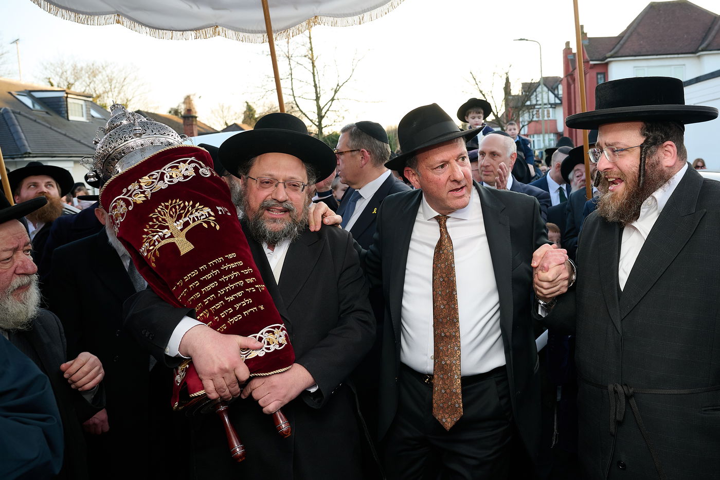 הכנסת ספר תורה לביהכ''נ "בית ישראל" בלונדון