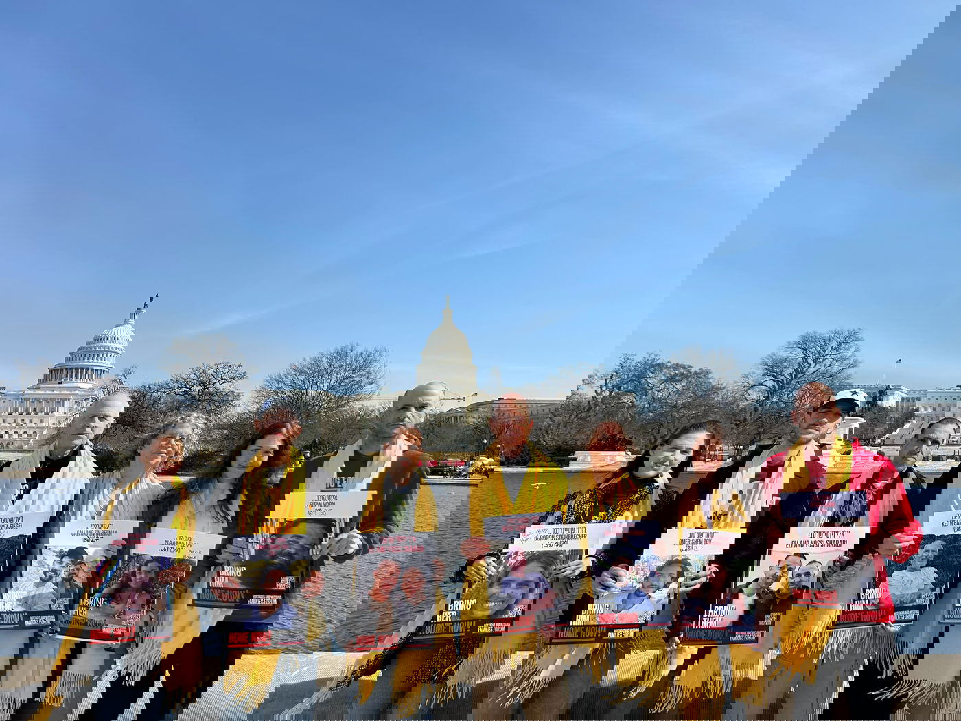 מה כתבו אלי שרעבי ונעמה לוי על תמונות הפוסטר שלהם?