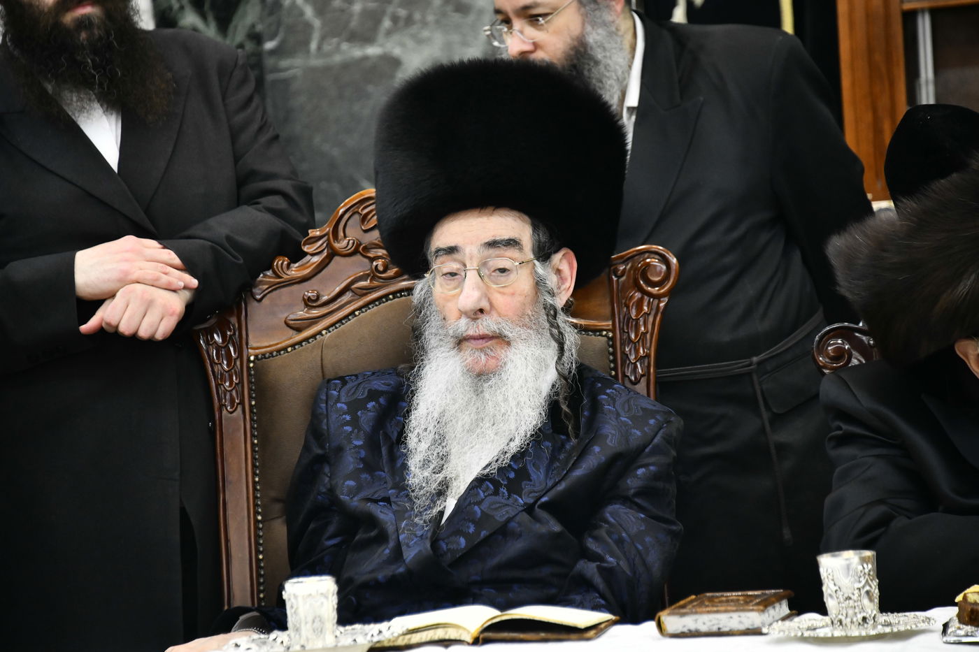 שמחת הברית בחצרות אלכסנדר - קופיטשניץ - זוויעהיל ארה"ב - ביאלה פשיסחא ב"ב