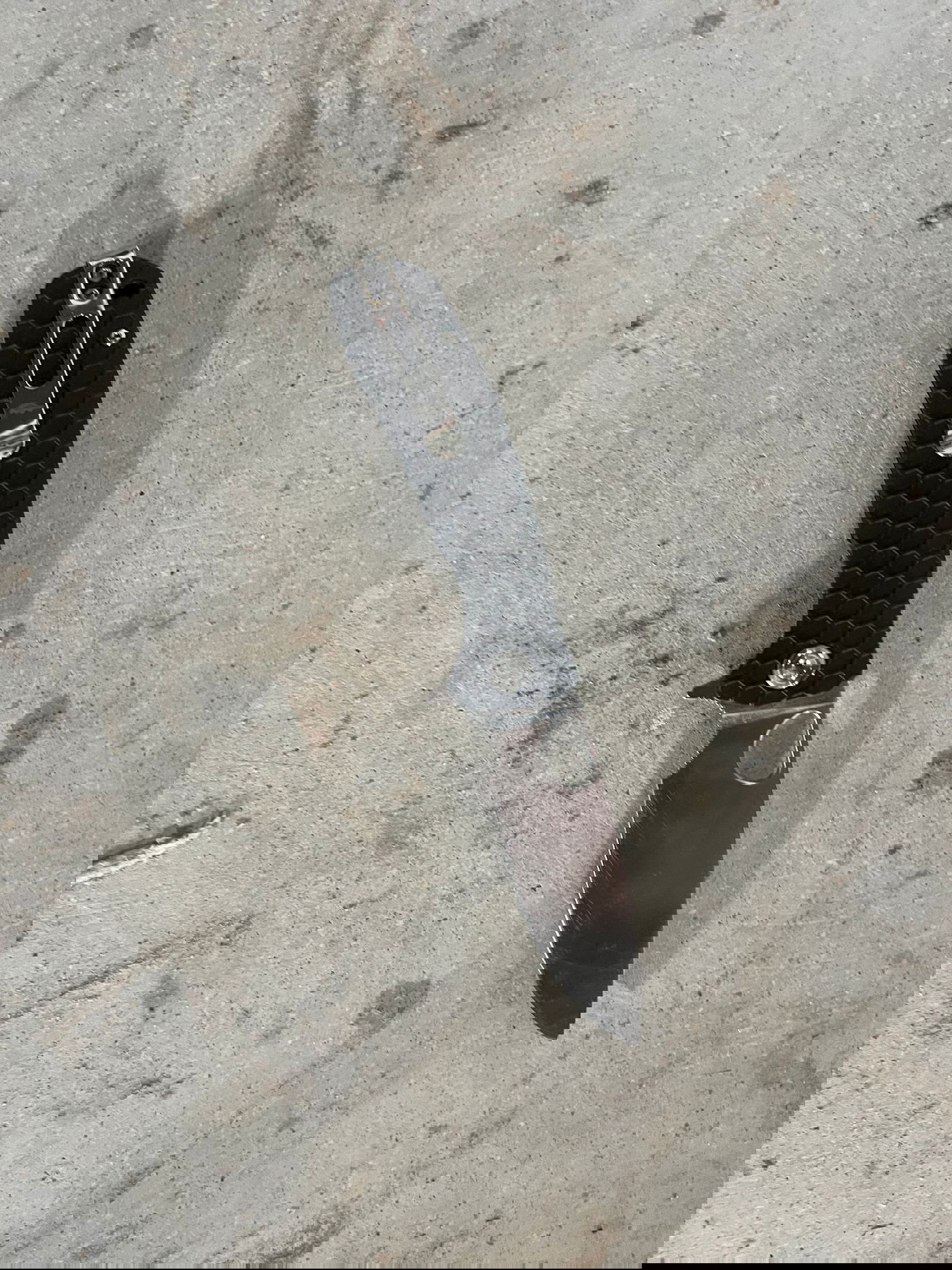 הסכין שנחשפה