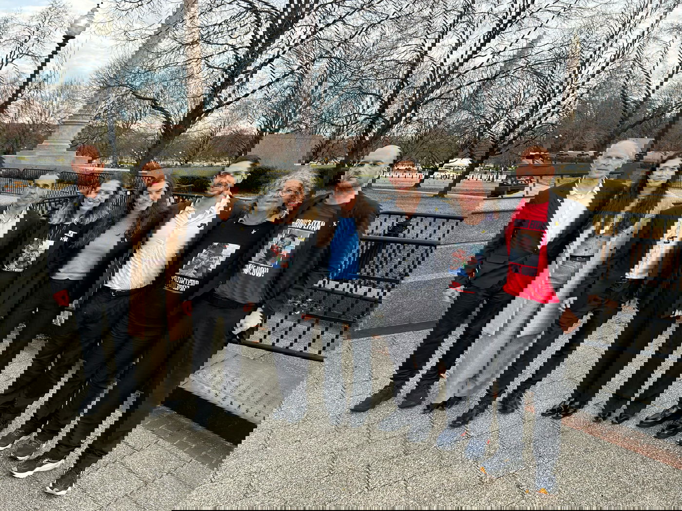 השבים לאחר הפגישה