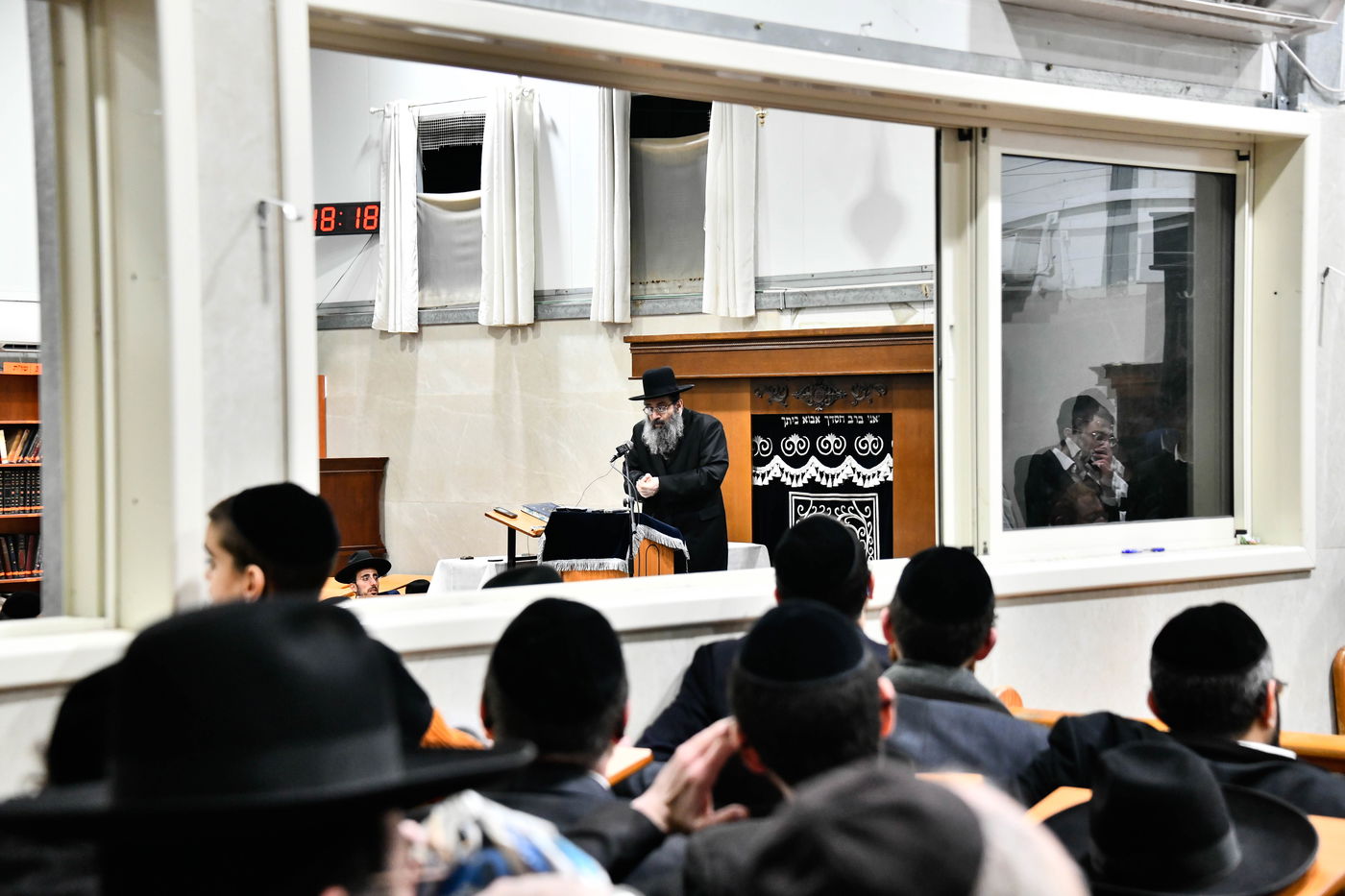 כינוס נגד פגעי הטכנולוגיה ב'קריית הרצוג'