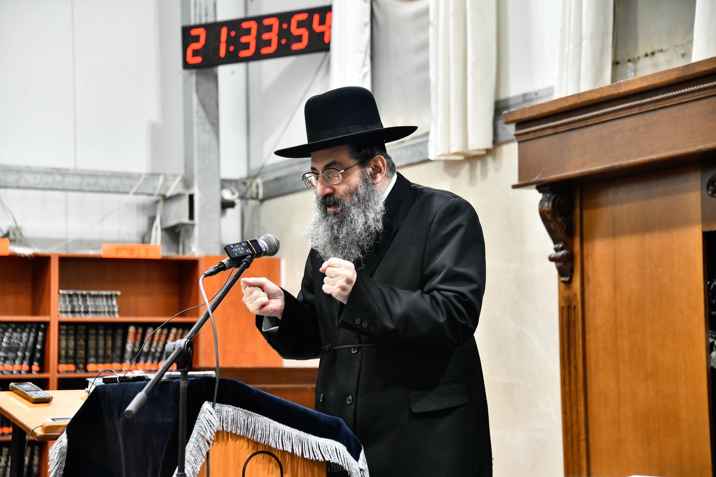 כינוס נגד פגעי הטכנולוגיה ב'קריית הרצוג'