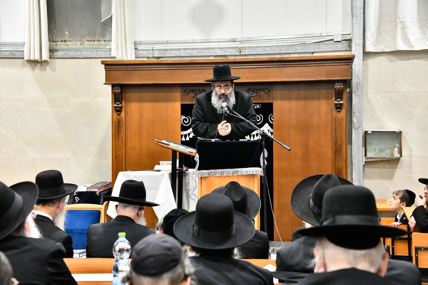 כינוס נגד פגעי הטכנולוגיה ב'קריית הרצוג'