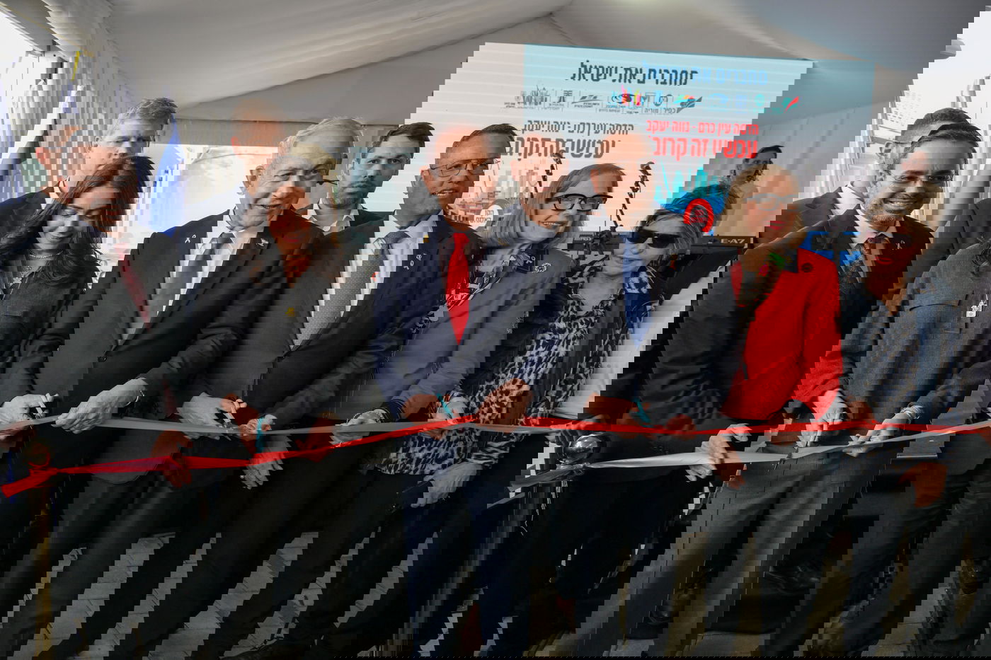 ראש הממשלה עם שרת התחבורה, סגן השרה וראש העיר ירושלים