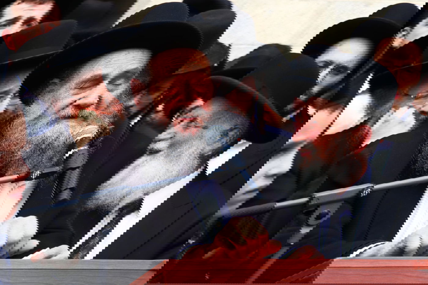 מסע הלוויית הגאון רבי זאב ברלין זצ"ל