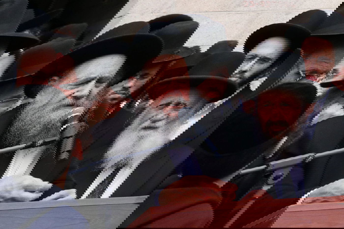 מסע הלוויית הגאון רבי זאב ברלין זצ"ל