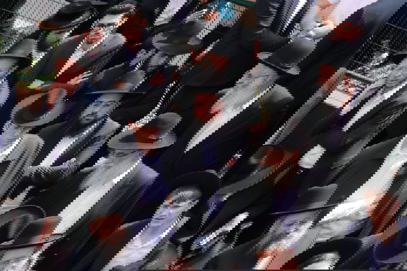 מסע הלוויית הגאון רבי זאב ברלין זצ"ל