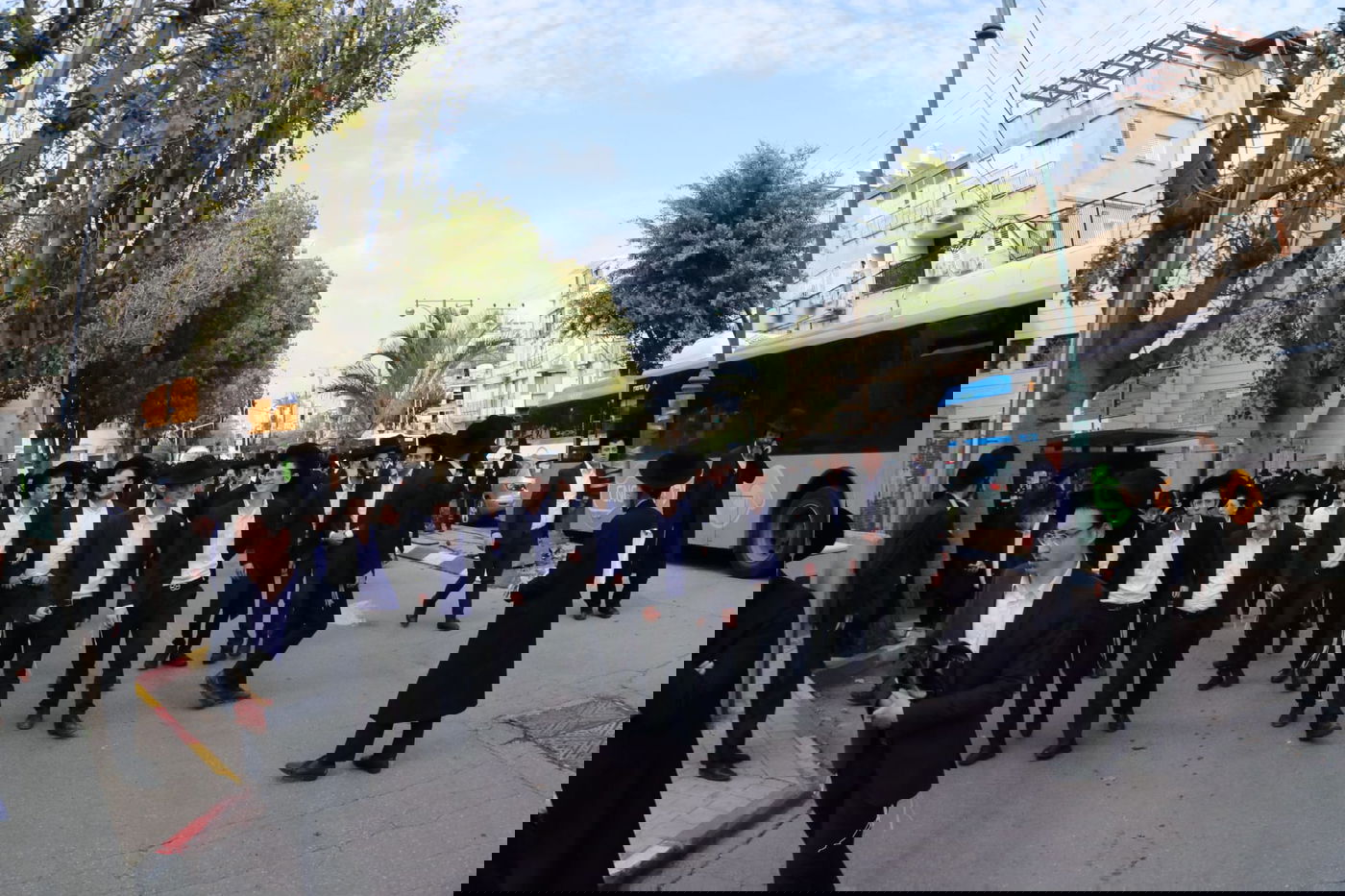 מסע הלוויית הגאון רבי זאב ברלין זצ"ל