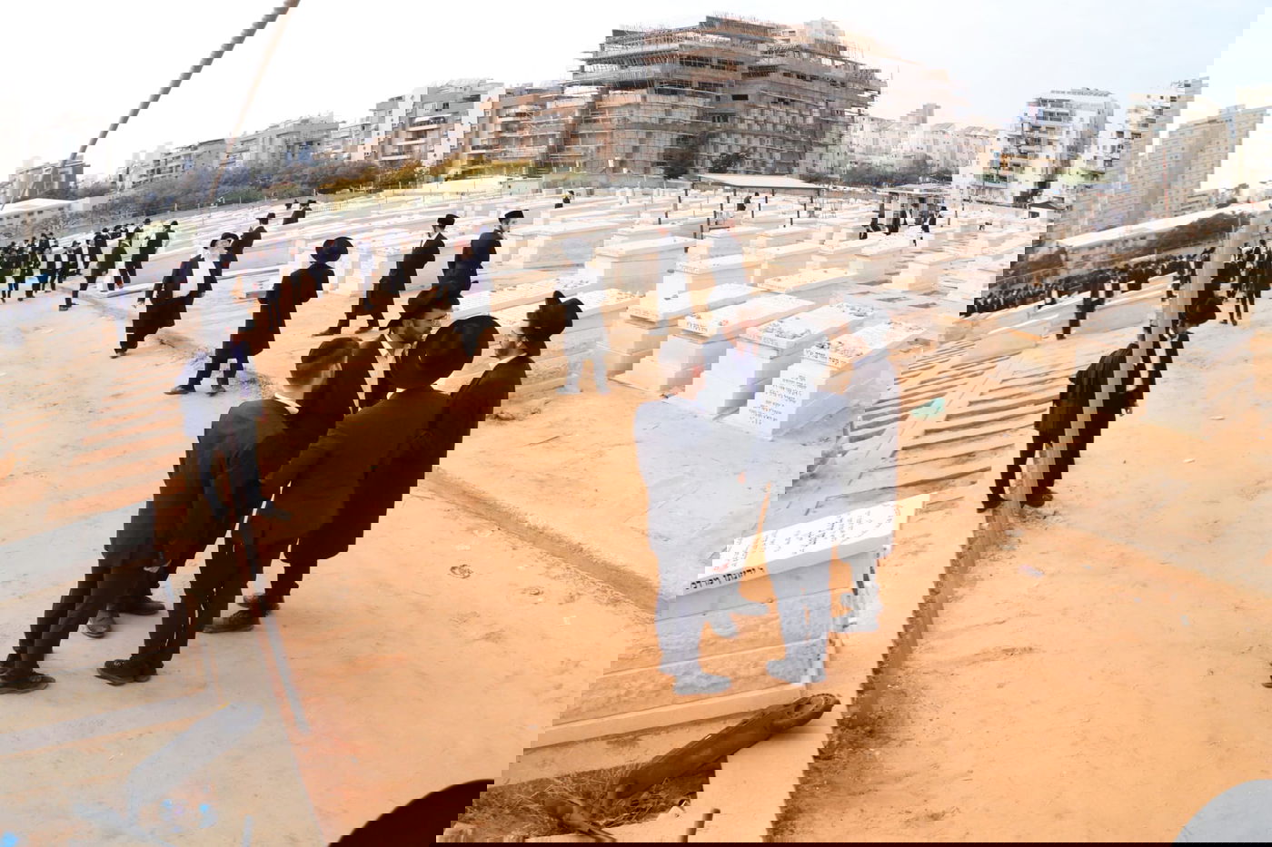 מסע הלוויית הגאון רבי זאב ברלין זצ"ל