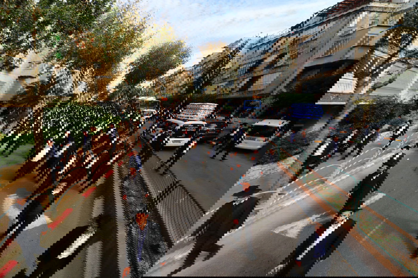 מסע הלוויית הגאון רבי זאב ברלין זצ"ל