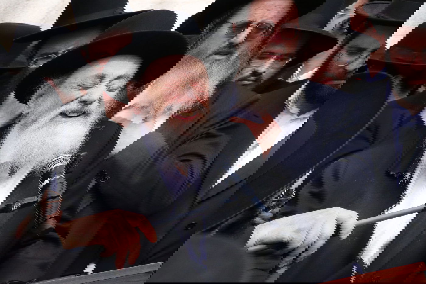 מסע הלוויית הגאון רבי זאב ברלין זצ"ל