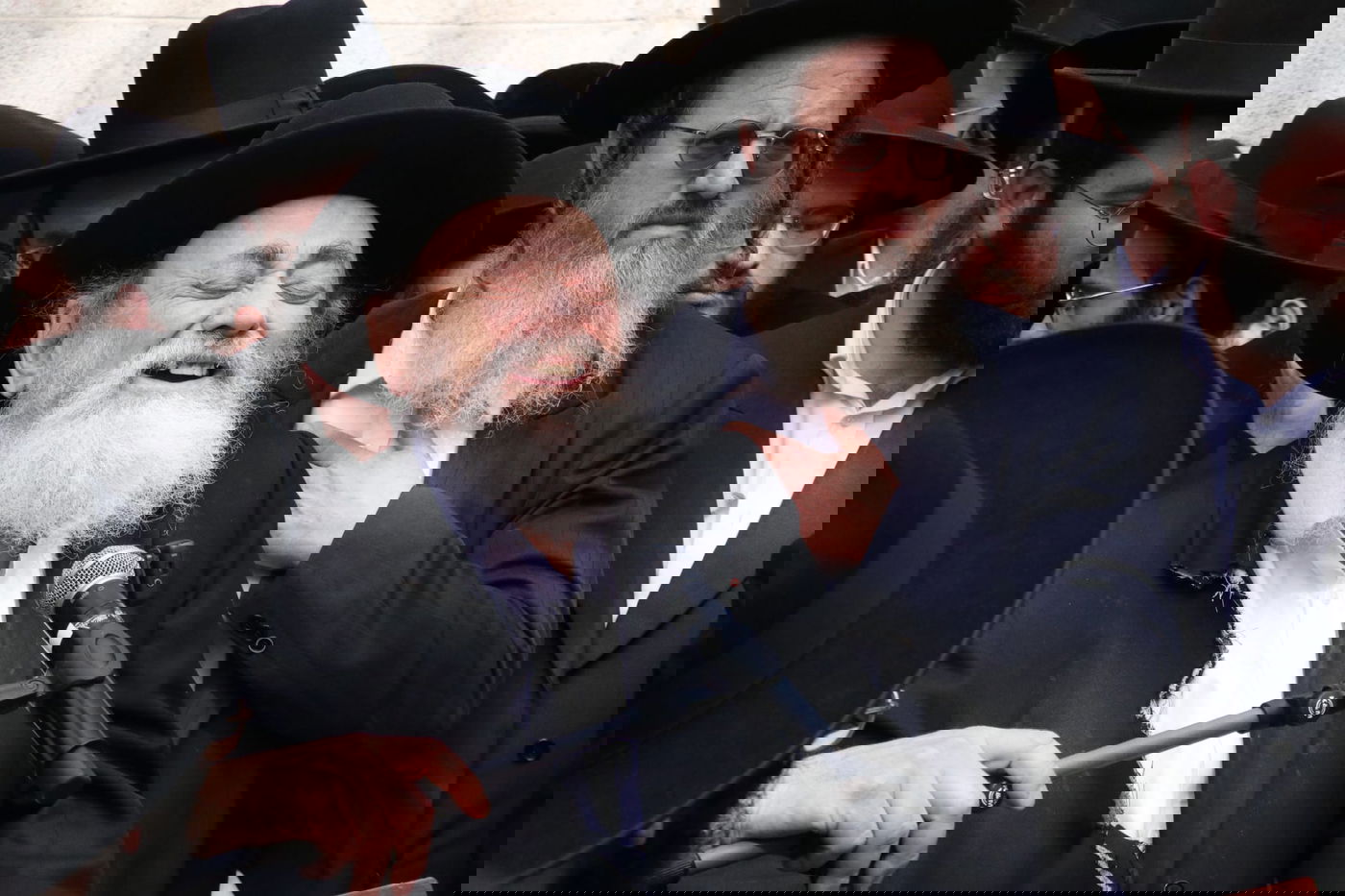 מסע הלוויית הגאון רבי זאב ברלין זצ"ל