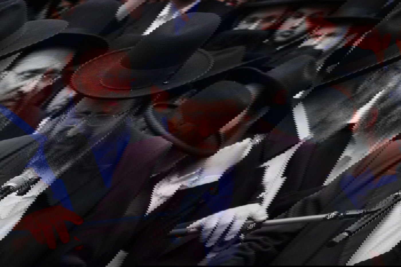 מסע הלוויית הגאון רבי זאב ברלין זצ"ל