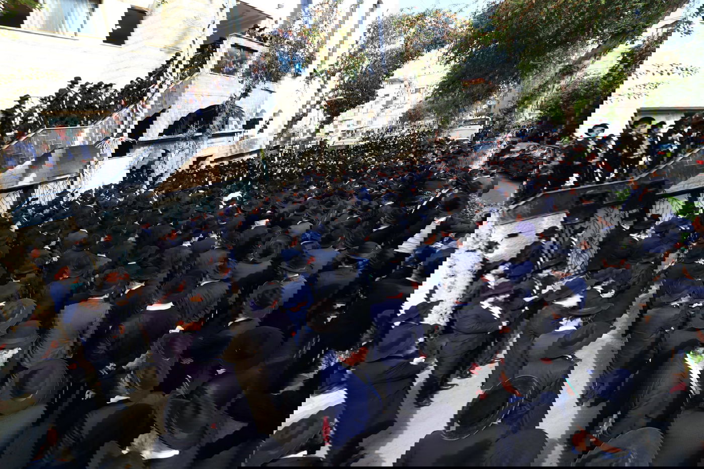 מסע הלוויית הגאון רבי זאב ברלין זצ"ל