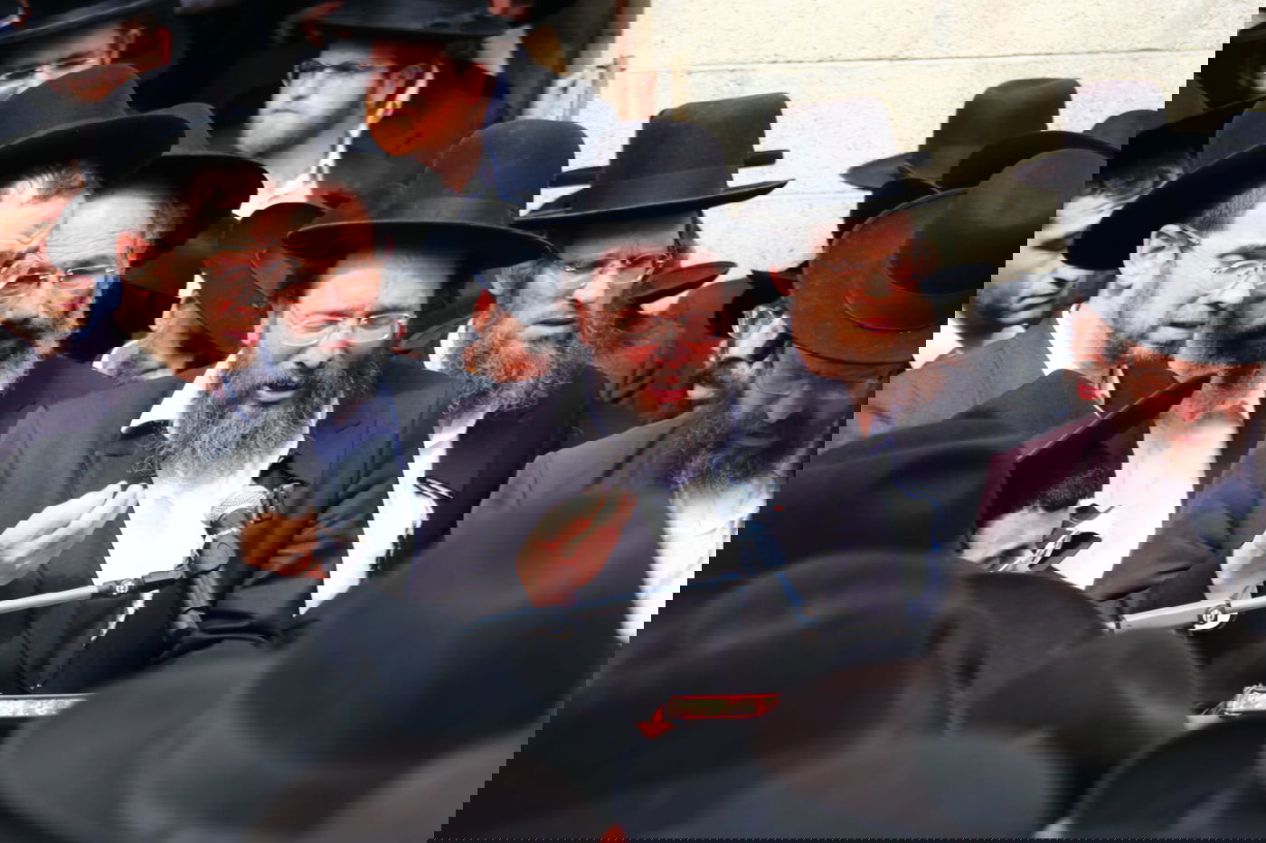 מסע הלוויית הגאון רבי זאב ברלין זצ"ל