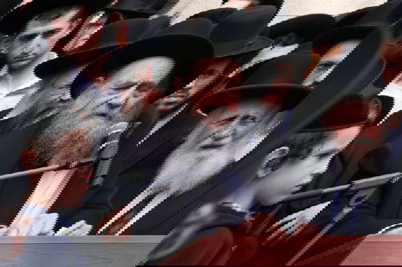 מסע הלוויית הגאון רבי זאב ברלין זצ"ל