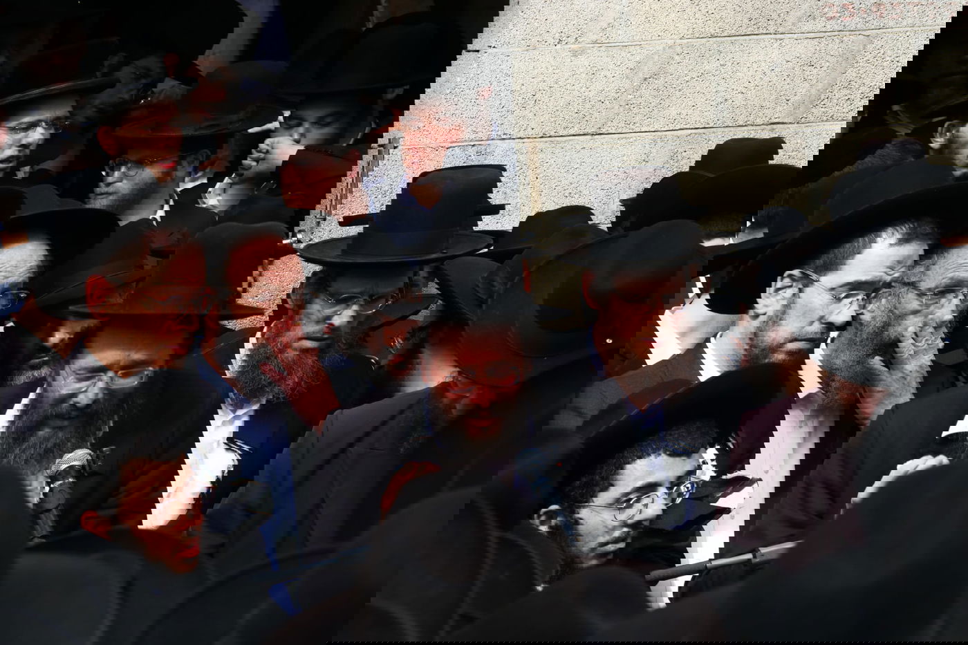 מסע הלוויית הגאון רבי זאב ברלין זצ"ל