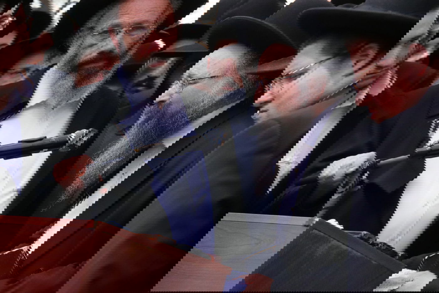 מסע הלוויית הגאון רבי זאב ברלין זצ"ל