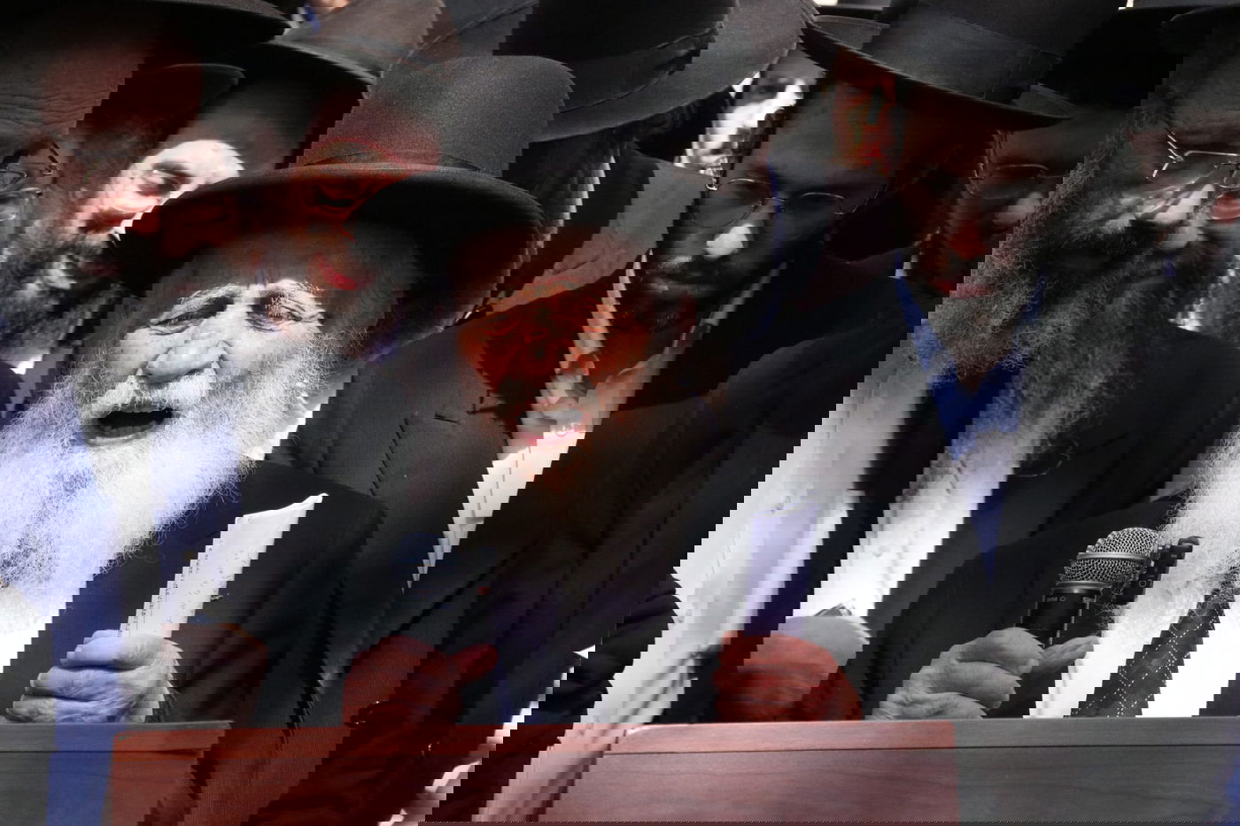 מסע הלוויית הגאון רבי זאב ברלין זצ"ל