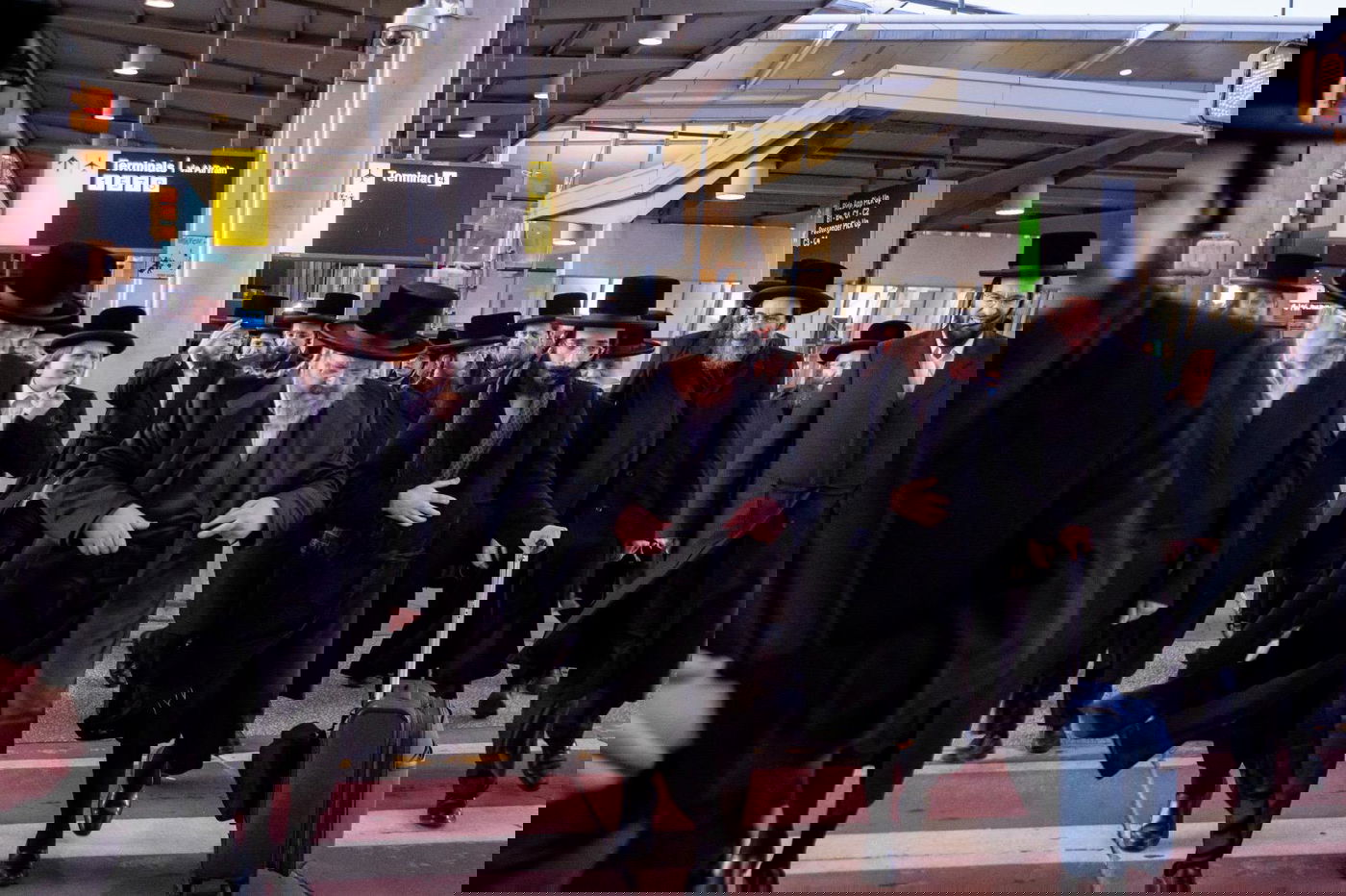 הרה"צ רבי אהרן מרדכי רוקח, שבת בבורו פארק