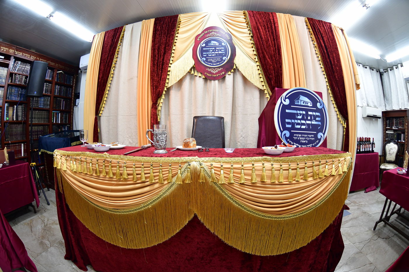 דינר לטובת ביהמ"ד 'בית וועד לחכמים' בנשיאות הגרי"מ ארלנגר