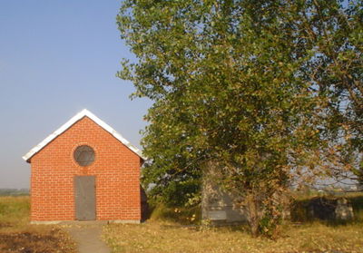 האהל על ציון ה"אבני נזר" וה"שם משמואל" בסוכטשוב