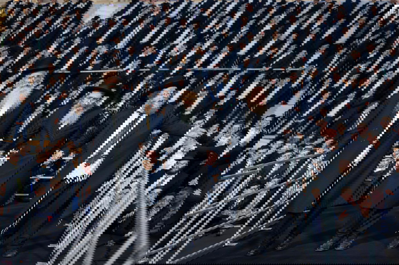 תיעוד ענק מחתונת בן הגרש"ב סורוצקין