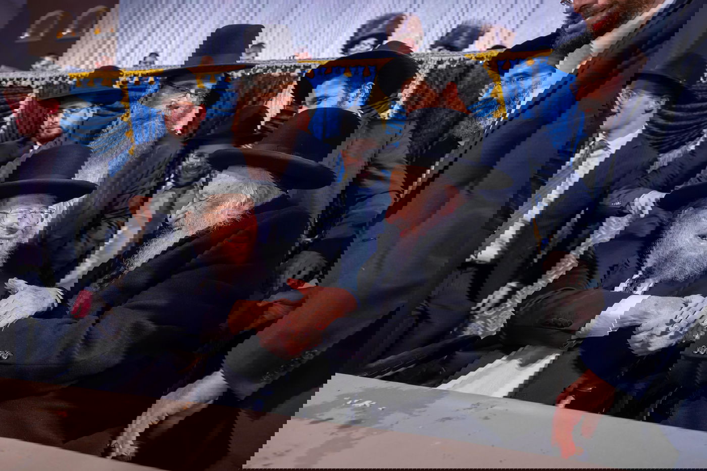 תיעוד ענק מחתונת בן הגרש"ב סורוצקין