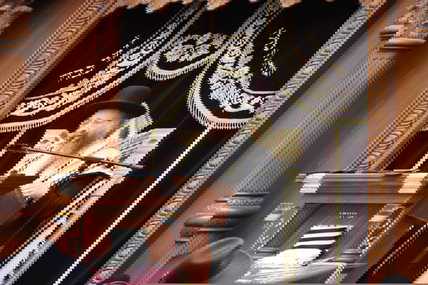 עצרת הספד על הגאון רבי זאב ברלין זצ"ל, בהיכל ישיבת 'גאון יעקב' 