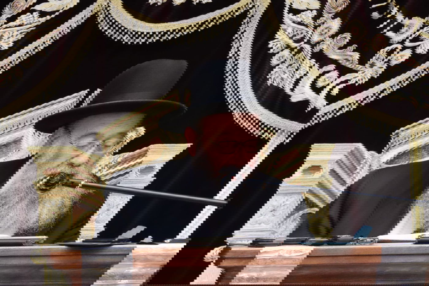 עצרת הספד על הגאון רבי זאב ברלין זצ"ל, בהיכל ישיבת 'גאון יעקב' 