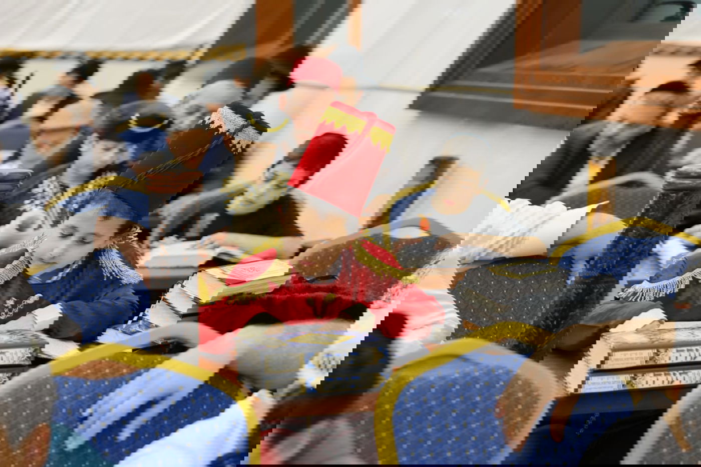 הגאון הרב יגאל כהן בקריאת המגילה