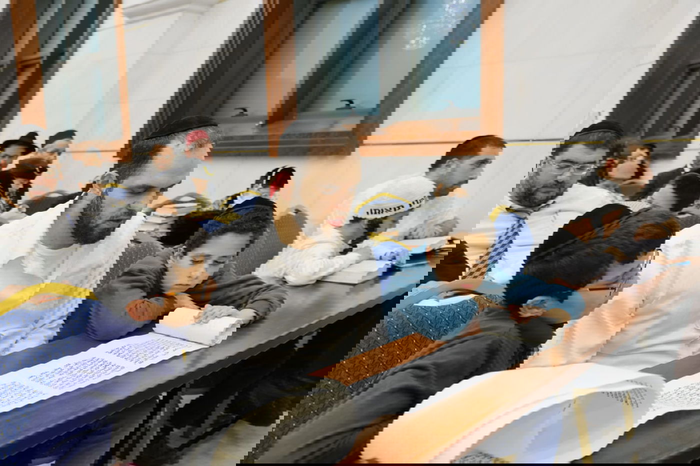 הגאון הרב יגאל כהן בקריאת המגילה