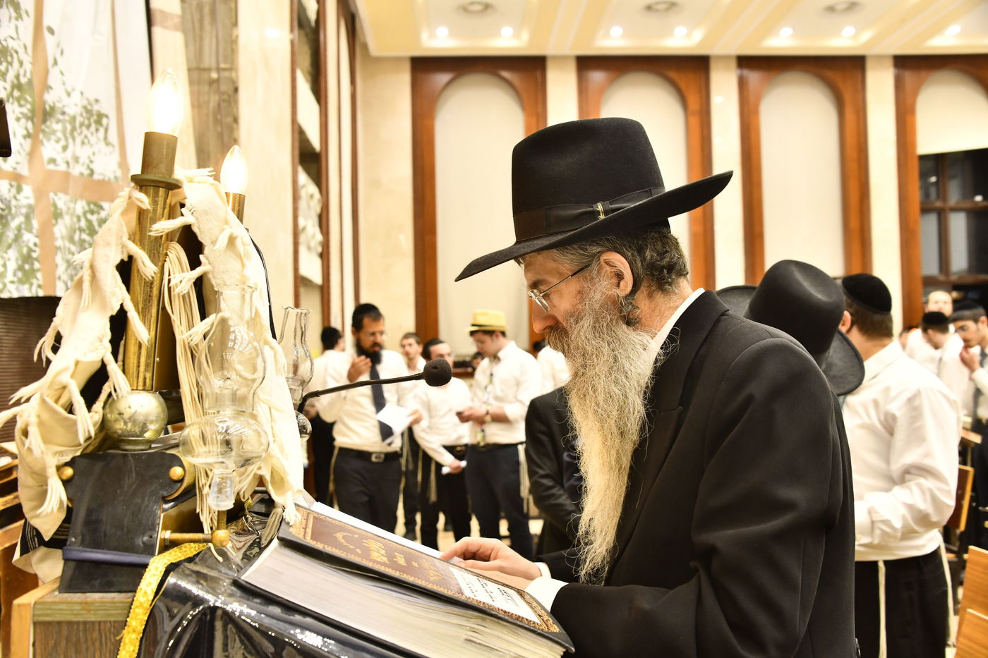 ליל פורים בישיבת בית מדרש עליון