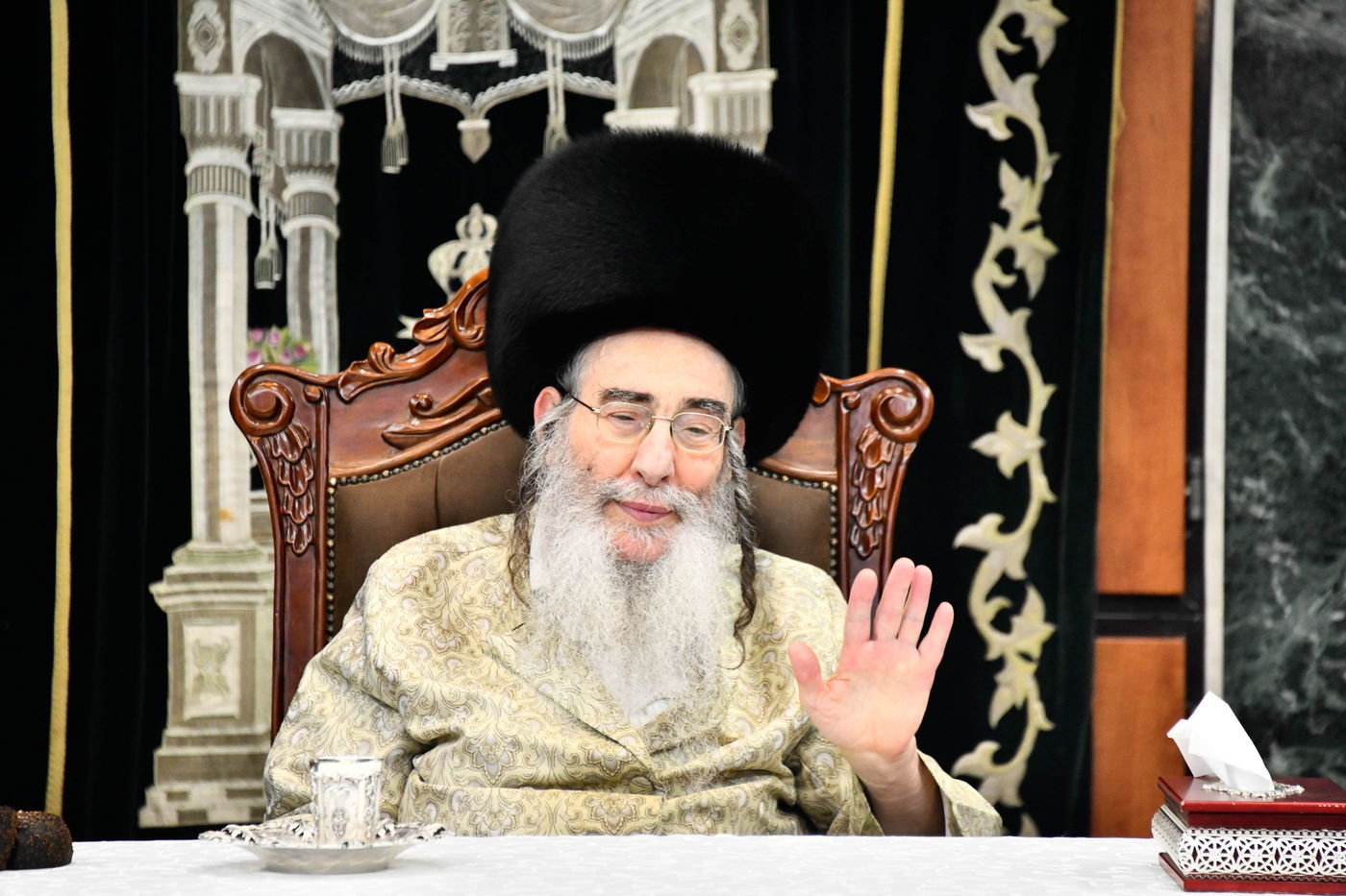 פורים בחצה"ק אלכסנדר