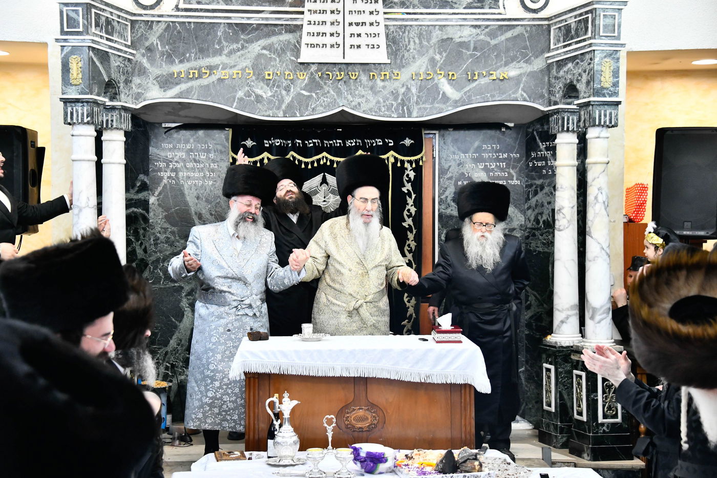 פורים בחצה"ק אלכסנדר