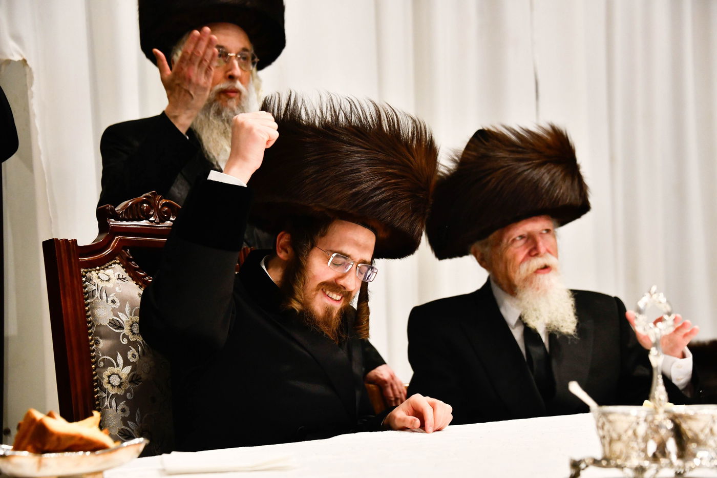 טיש פורים בחצה"ק סאדיגורה