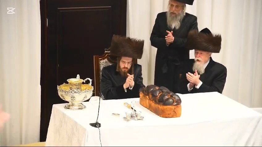 טיש פורים בחצה"ק סאדיגורה