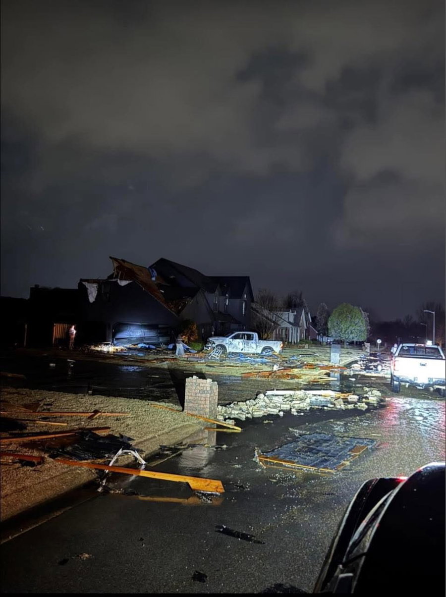 אירוע נדיר: סופות טורנדו עוצמתיות הרגו 17 אמריקאים לפחות